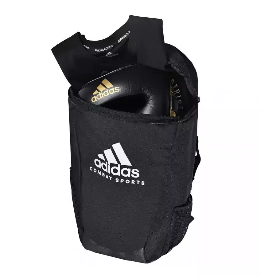 Рюкзак с белым логотипом Combat Sports