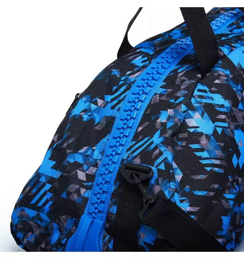 Сумка-рюкзак (2 в 1) Цвет камуфляж син, сереб логотип Adidas. Материал 600D полиэстр. Логотип Karate